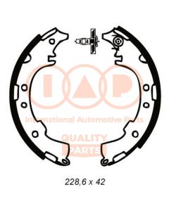 IAP QUALITY PARTS 70503098 - Kit ganasce freno