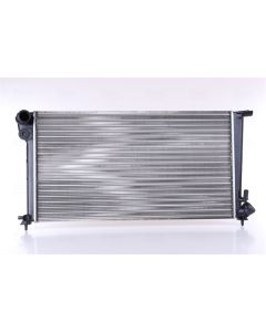 NISSENS 61315 - Radiatore, Raffreddamento motore