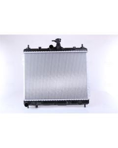 NISSENS 67495 - Radiatore, Raffreddamento motore