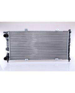 NISSENS 618121 - Radiatore, Raffreddamento motore