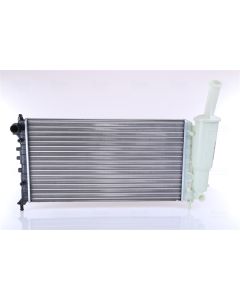 NISSENS 61886 - Radiatore, Raffreddamento motore